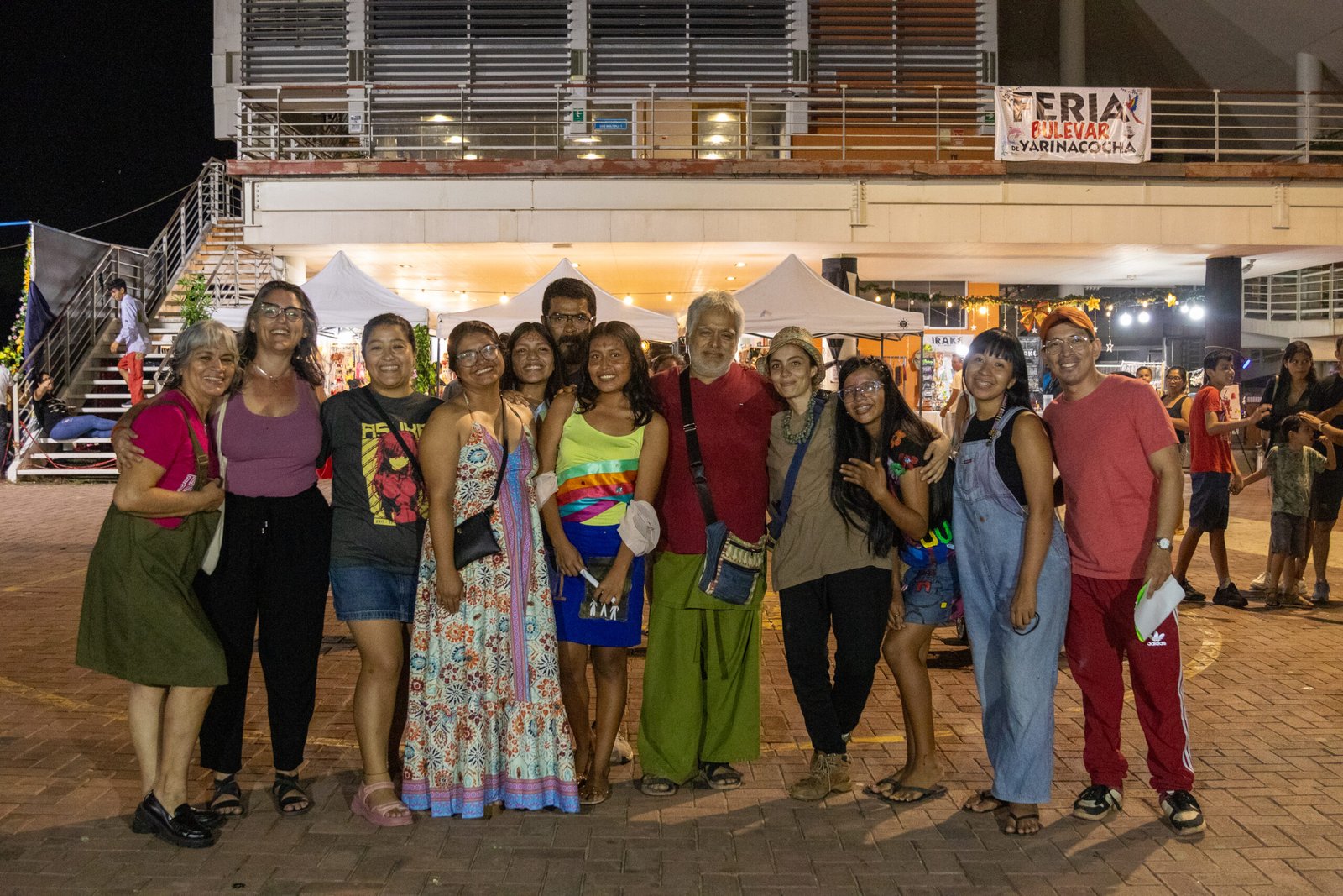 Pasarela juvenil en el Boulevard de Yarinacocha destacó identidad, creatividad y diversidad adolescente